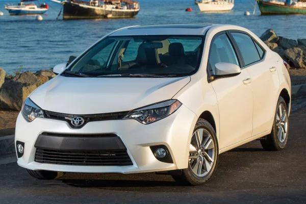 2014_toyota_corolla_sedan