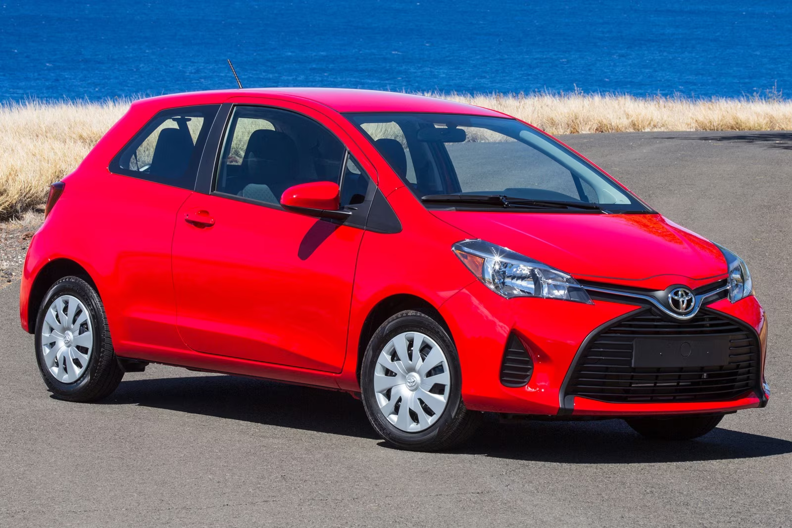 2015_toyota_yaris